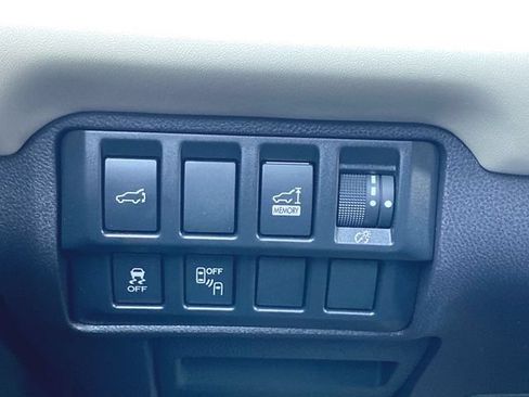 Used 2019 Subaru Ascent Limited AWD/4WD image 18