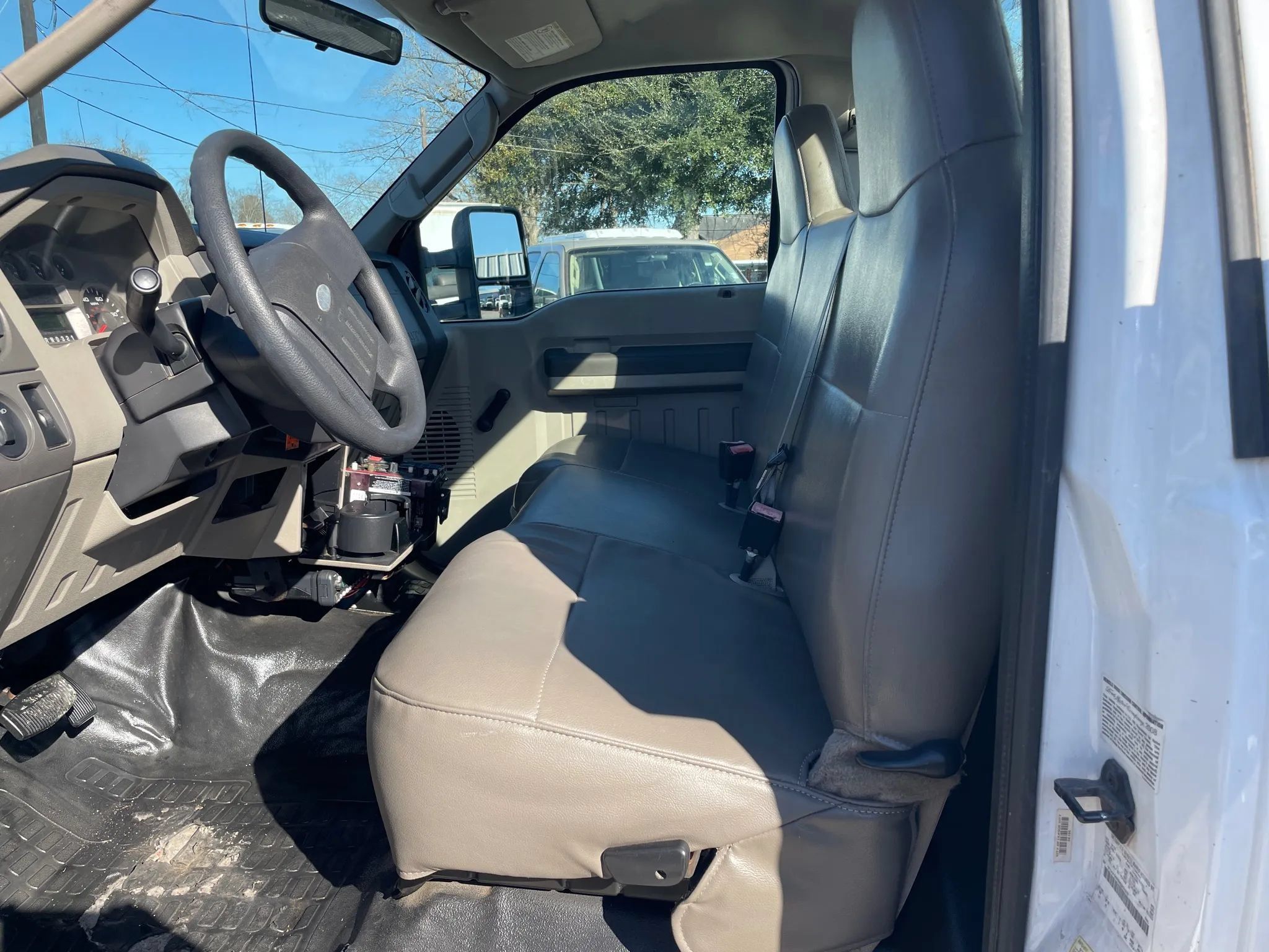 Used 2008 Ford F550 Luxury RWD image 6