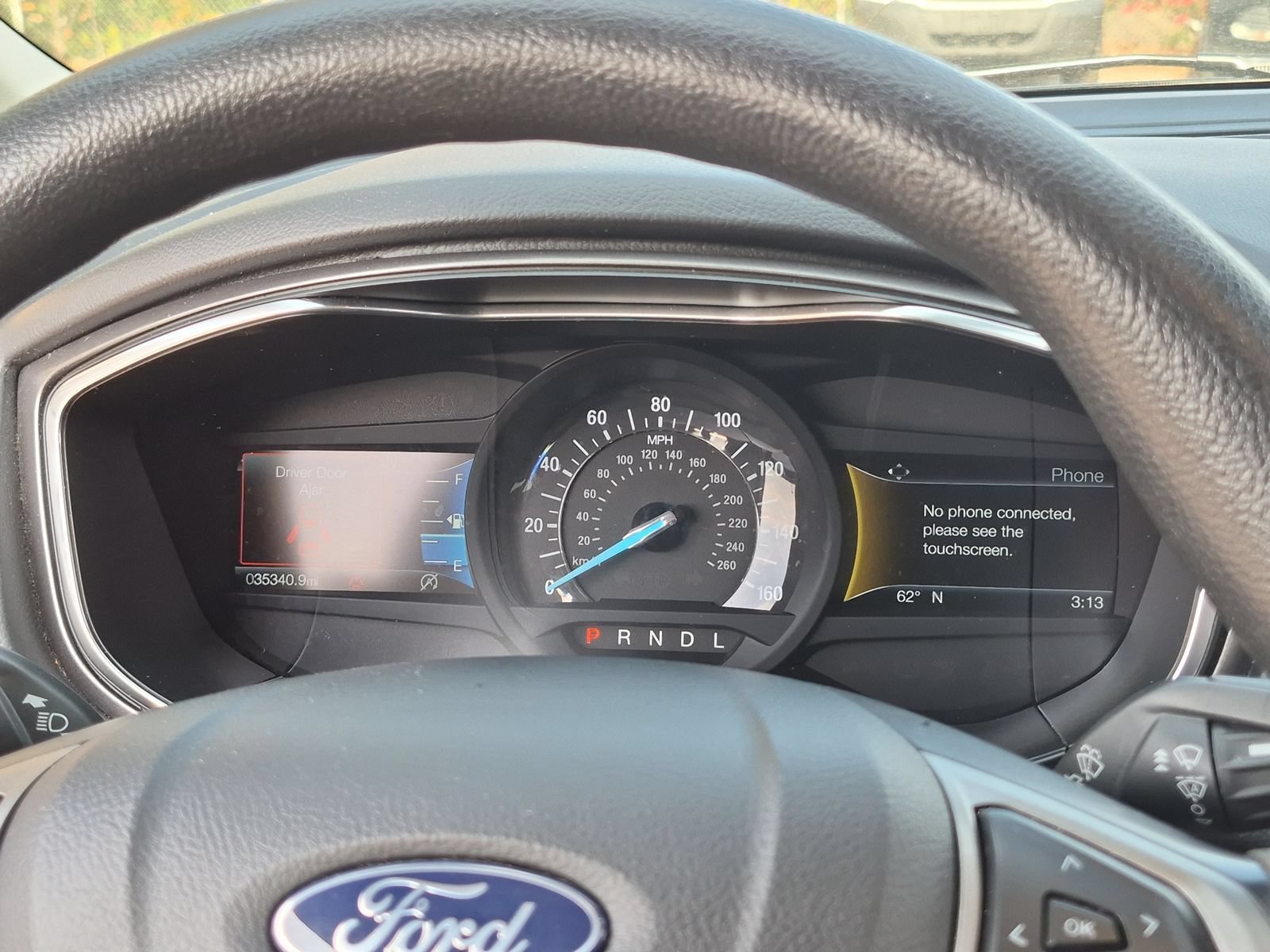 Used 2020 Ford Fusion SE FWD image 29