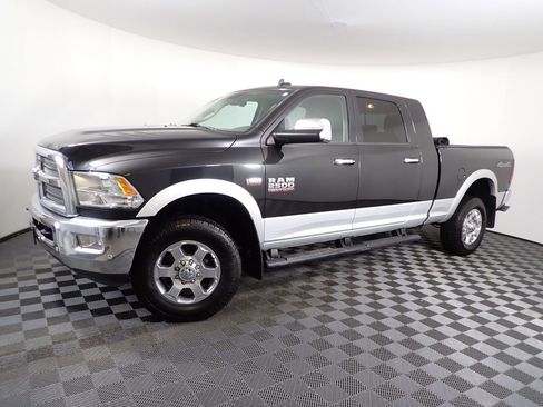 Used 2018 RAM 2500 Big Horn w/ Harvest Edition image 10
