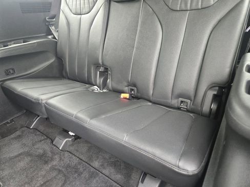 Used 2023 Hyundai Palisade Limited w/ Cargo Package FWD image 22