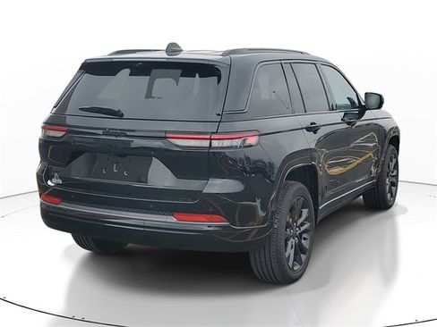 New 2026 Jeep Grand Cherokee Limited AWD/4WD image 4
