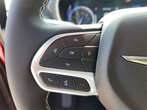 New 2026 Chrysler Pacifica Select image 14