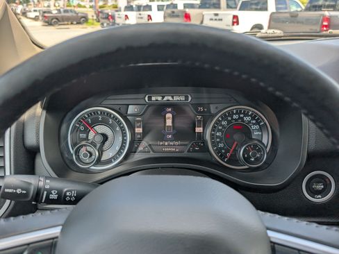 Used 2020 RAM 1500 Big Horn AWD/4WD image 28