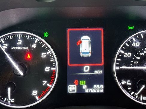 Used 2023 Subaru Ascent Touring image 10