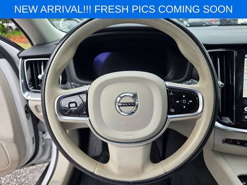 Used 2025 Volvo V60 B5 Cross Country Plus AWD/4WD image 13