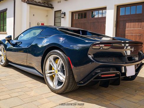 Used 2025 Ferrari 296 GTS image 17