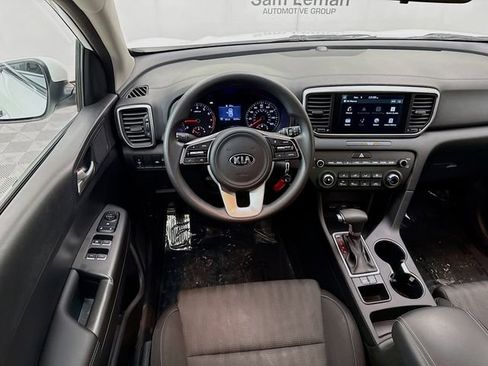 Used 2020 Kia Sportage LX image 20