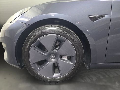 Used 2022 Tesla Model 3 Long Range AWD/4WD image 20