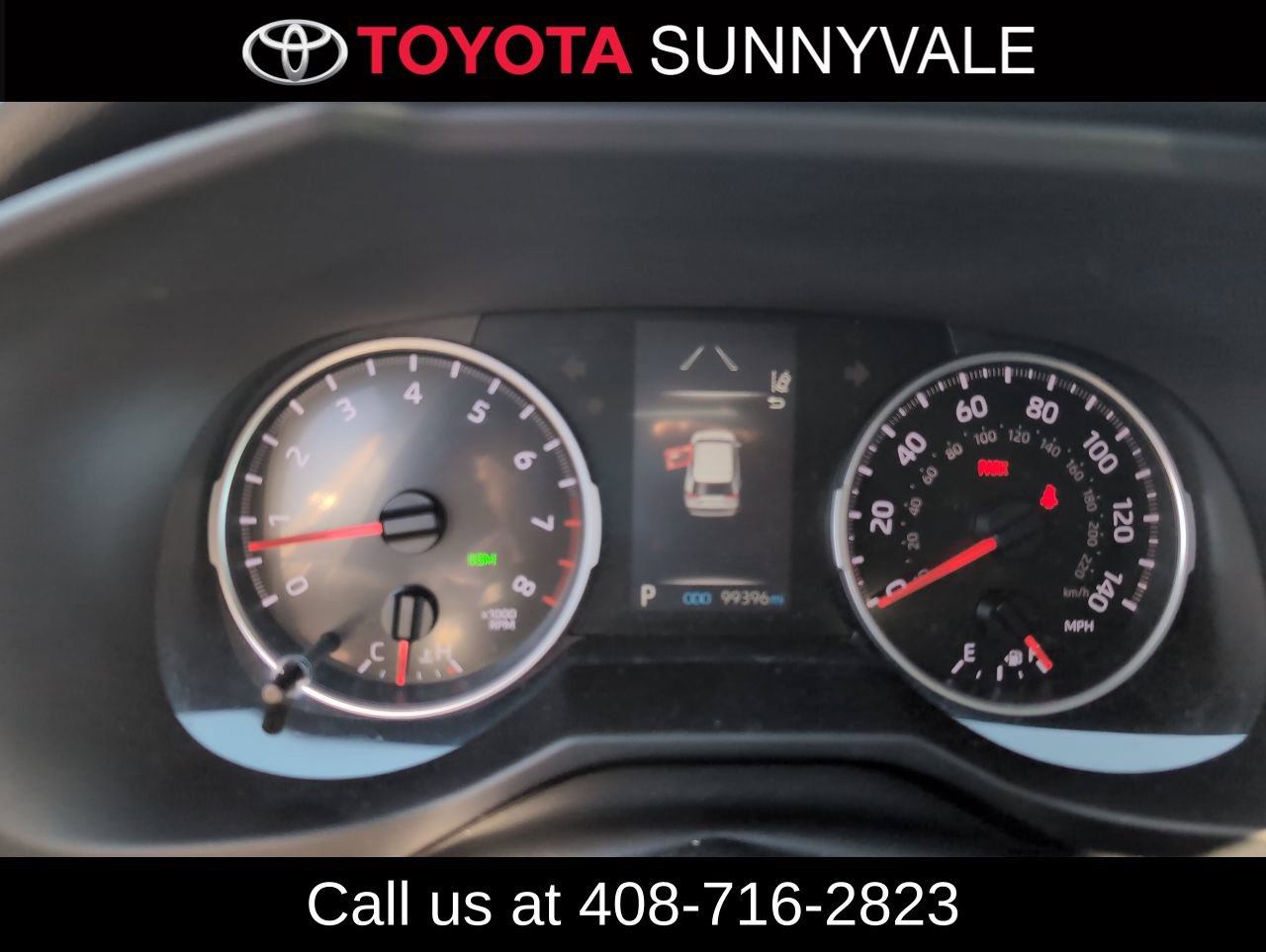 Used 2021 Toyota RAV4 XLE FWD image 3