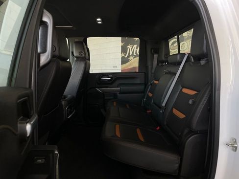 Used 2022 GMC Sierra 2500 AT4 w/ AT4 Premium Plus Package image 12