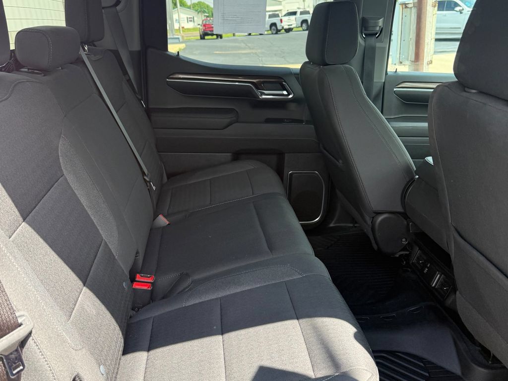 Used 2023 Chevrolet Silverado 1500 RST AWD/4WD image 46