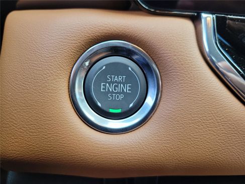 New 2026 GMC Canyon AT4 w/ Technology Plus Package AWD/4WD image 29