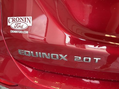 Used 2018 Chevrolet Equinox Premier image 8