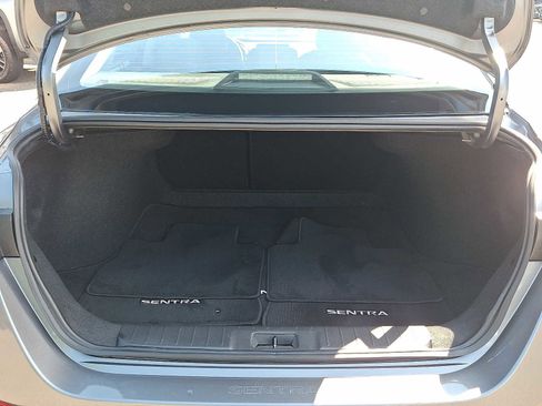 Used 2023 Nissan Sentra S image 30