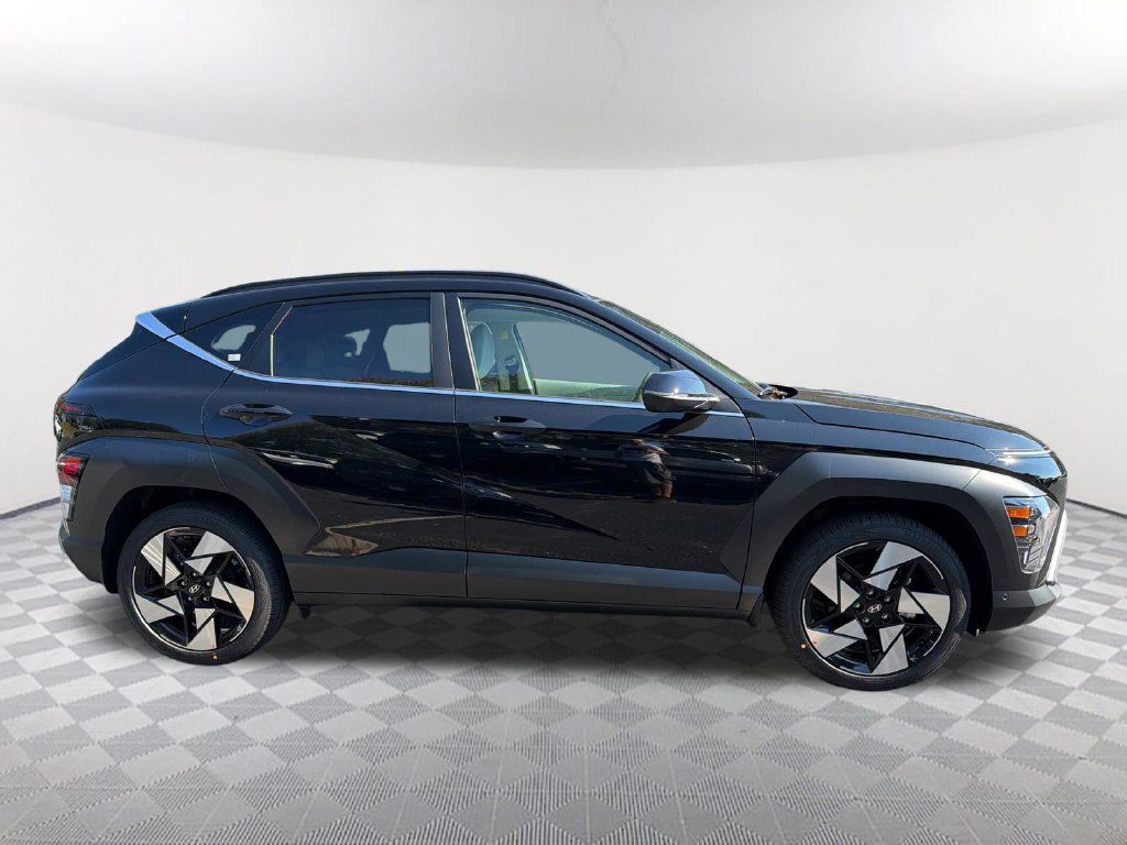 New 2027 Hyundai Kona Limited FWD image 4