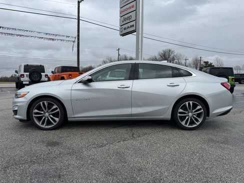 Used 2020 Chevrolet Malibu Premier image 2