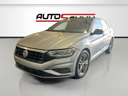 Used 2019 Volkswagen Jetta S FWD image 3