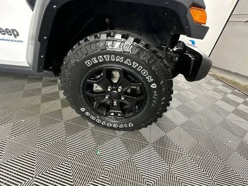 Used 2023 Jeep Wrangler Unlimited w/ Cold Weather Group AWD/4WD image 4