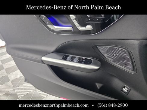 New 2026 Mercedes-Benz C 300 Sedan image 18