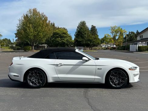 Used 2020 Ford Mustang GT Premium w/ Equipment Group 401A image 7
