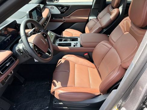 New 2027 Lincoln Aviator Reserve AWD/4WD image 10