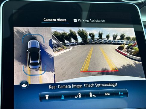 New 2025 Mercedes-Benz C 300 4MATIC Sedan image 19