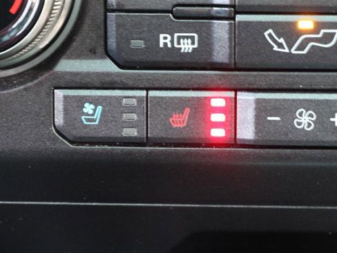 Used 2018 Ford F150 Raptor w/ Equipment Group 802A Luxury image 19