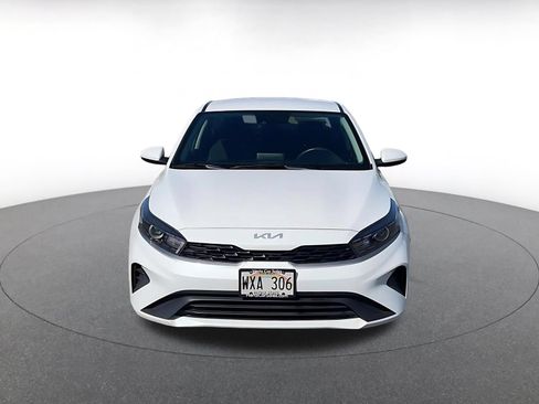 Used 2024 Kia Forte LXS FWD image 4
