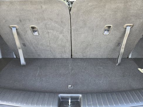 Used 2023 Kia Sorento SX image 33