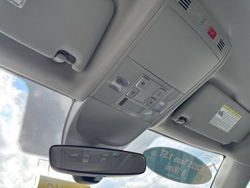 Certified 2025 Volkswagen Taos S FWD image 24