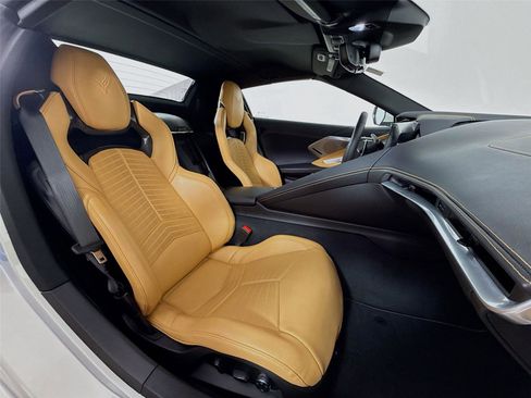 Used 2021 Chevrolet Corvette Stingray Preferred Conv w/ Battery Protection Package image 26