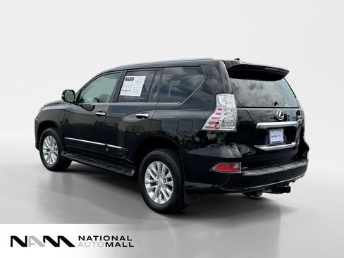 Used 2016 Lexus GX 460 w/ Premium Package AWD/4WD image 3
