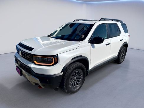 Certified 2026 Honda Passport TrailSport image 4