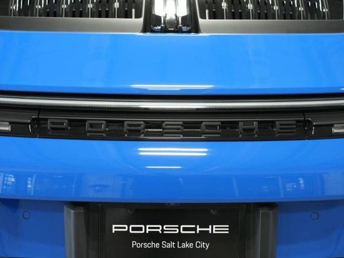 Used 2026 Porsche 911 Carrera GTS RWD image 38