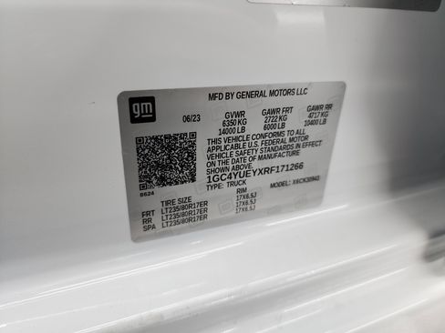 Used 2024 Chevrolet Silverado 3500 LTZ w/ LTZ Convenience Package image 60