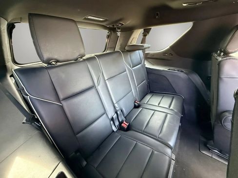 Used 2021 Cadillac Escalade Premium Luxury w/ LPO, Radiant Package AWD/4WD image 14
