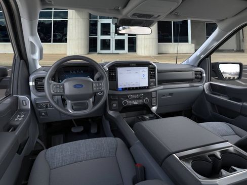 New 2026 Ford F150 XLT w/ XLT Chrome Appearance Package RWD image 9