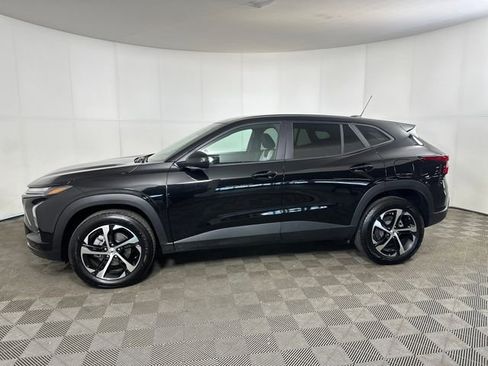 Used 2026 Chevrolet Trax RS w/ Driver Confidence Package FWD image 6