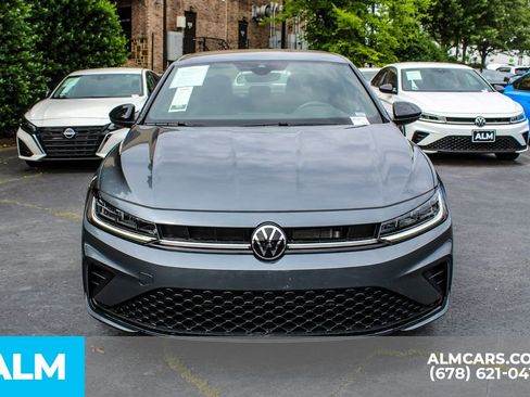 Used 2025 Volkswagen Jetta Sport FWD image 10