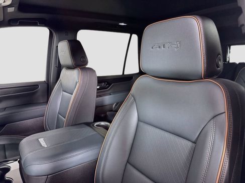 New 2026 GMC Yukon AT4 AWD/4WD image 21