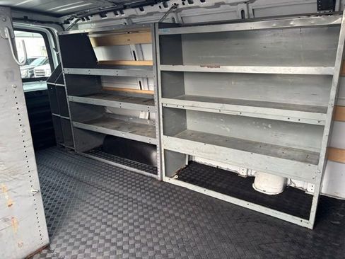 Certified 2022 GMC Savana 2500 w/ Driver Convenience Package image 21