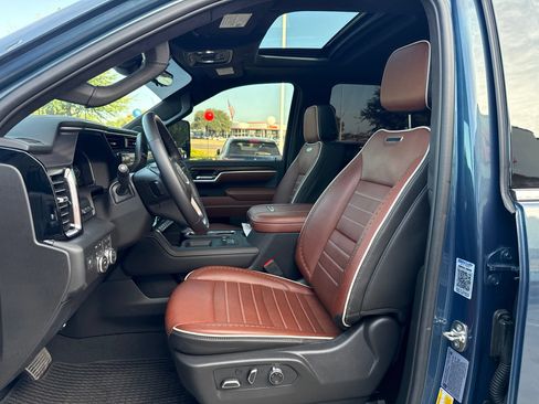 Used 2026 GMC Sierra 2500 Denali Ultimate AWD/4WD image 7