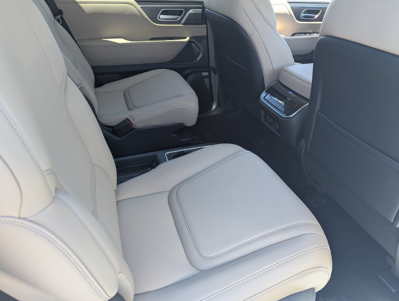 Certified 2026 INFINITI QX80 Pure w/ Cargo Package RWD image 24