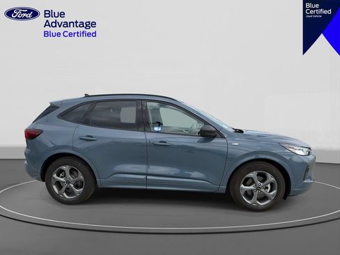 Used 2023 Ford Escape ST-Line w/ Tech Pack #1 FWD image 5