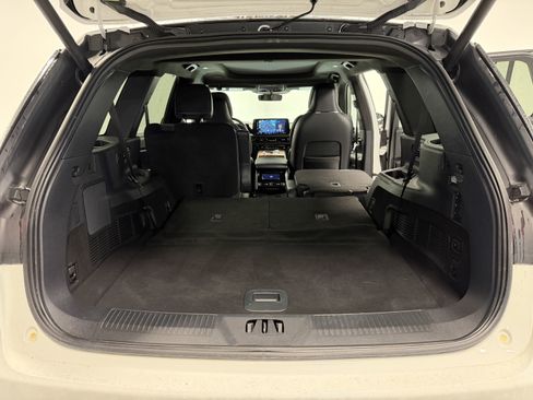 Used 2025 Lincoln Aviator Black Label image 29