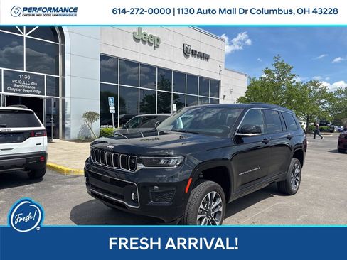 Used 2024 Jeep Grand Cherokee L Overland w/ Advanced Protech Group III image 8