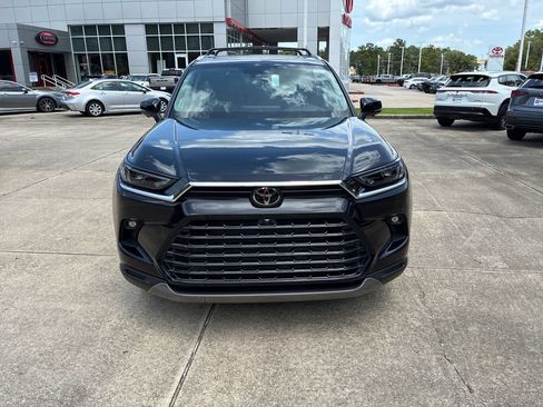 New 2026 Toyota Grand Highlander AWD image 10