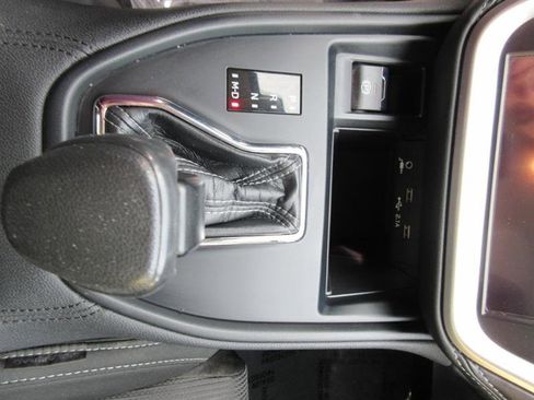 Used 2022 Subaru Legacy image 15