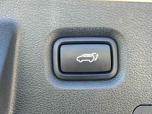 Used 2023 Hyundai Santa Fe SEL image 19